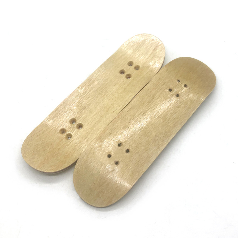 Factory direct supply skateboard Northeast maple finger skateboard surface fingertip sports Finger Skateboard surface stock supply