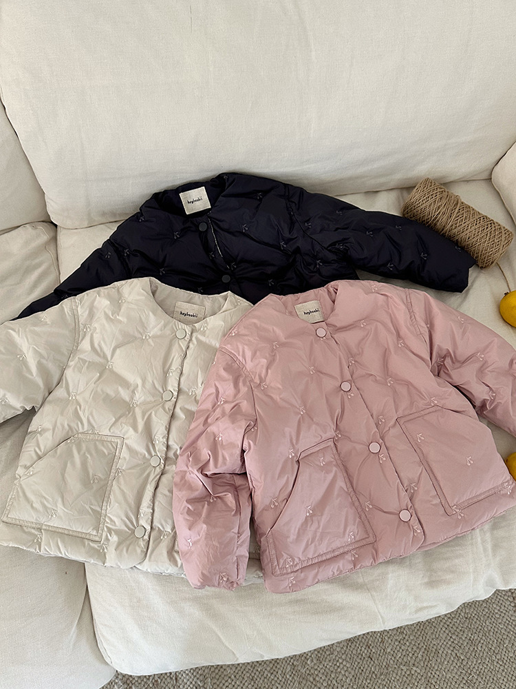 Girls' Cherry Embroidered down Jacket 90% down New National Standard 2025 Winter New Style Children's Embroidered Round Neck down Coat