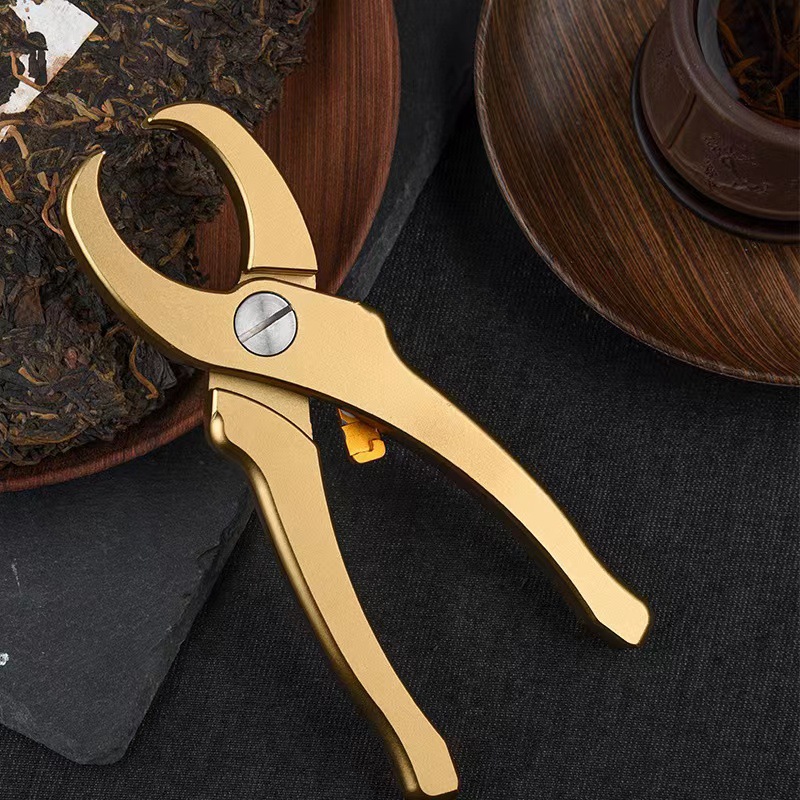 The Price Limit Is 99 Yuan. the Good Price Is Only Supports Douyin Qiichuan Merchant's Solid Aviation Aluminum Tea Tongs Gold