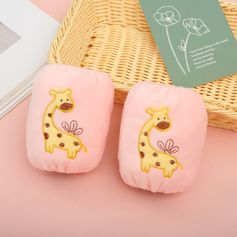 Baby short baby sleeve cute cartoon embroidery flannel antifouling sleeve sleeve sleeve manufacturers wholesale