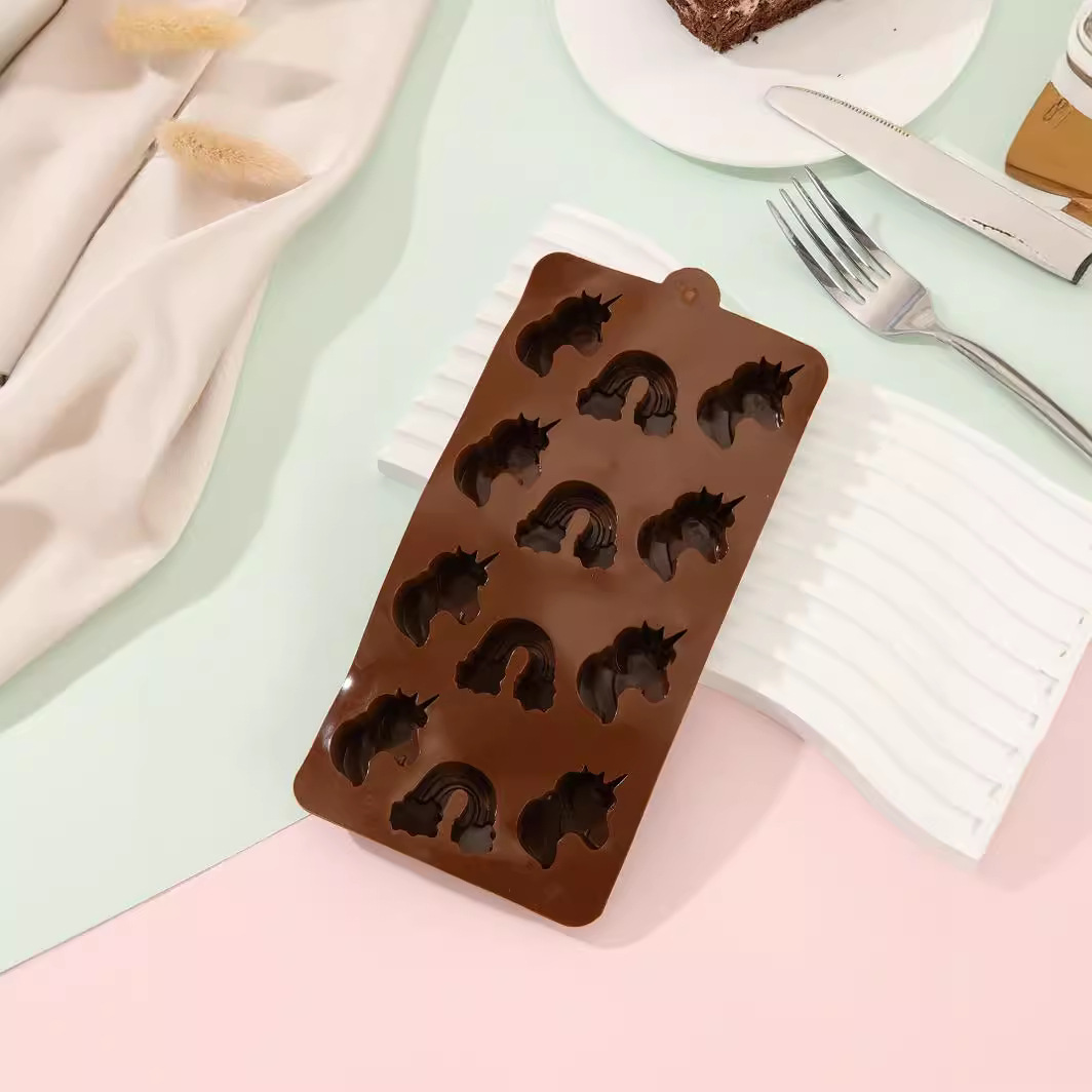 Creative Baking Gel Dropping Fruit Unicorn Chocolate Mold Rainbow Food Grade Silicone Homemade DIY Pastry