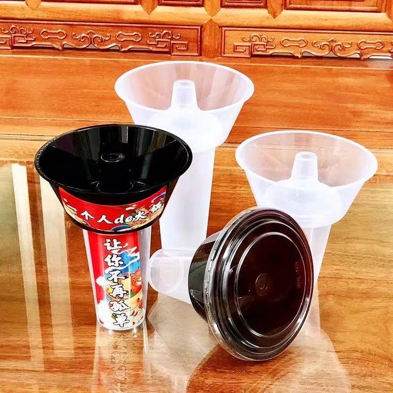 Walking Hot Pot Cup Disposable Cyber Celebratory Cup Holder Bowl Injection Molded Milk Tea Cup Thickened Plastic Steak Holder with Lid
