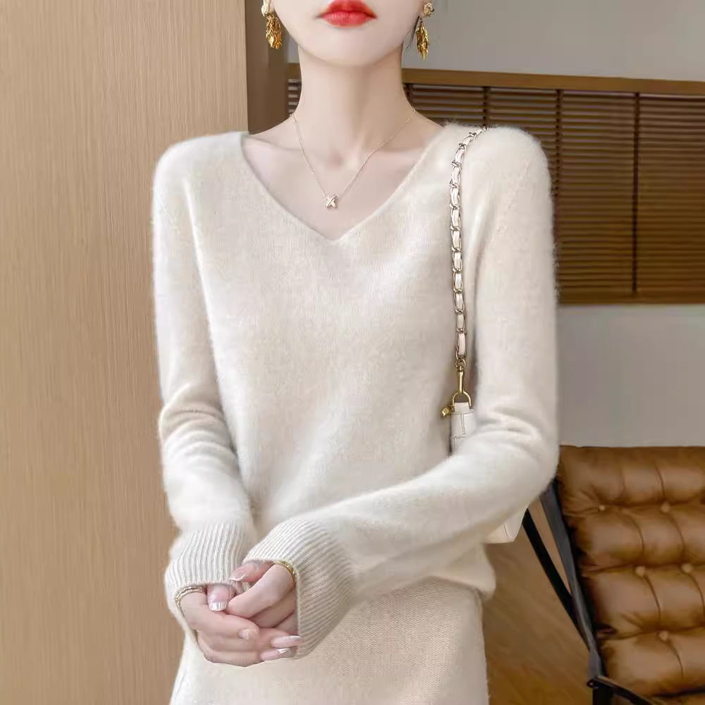 Factory Wholesale Wool Sweater for Women 100 Wool First-Line Ready-To-Wear V Neck Soft Waxy Knitted Top Outer Wear Slimming Look Bottoming Shirt
