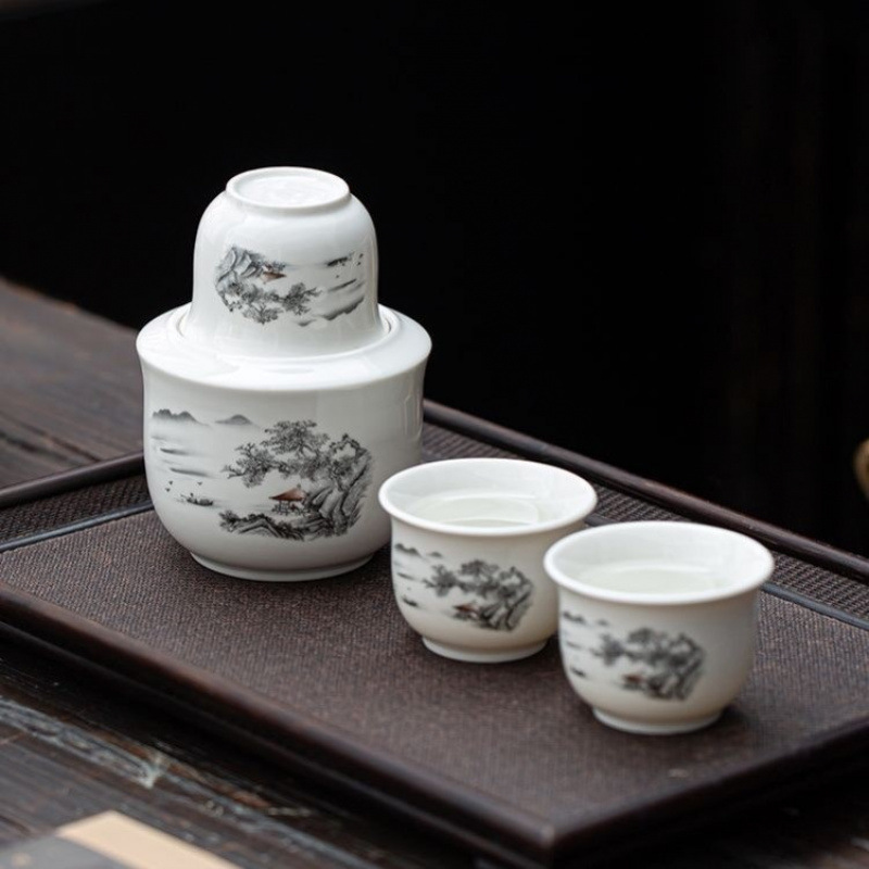 Wine Warmer for Home Use, 0.1kg Rice Wine Warming Pot, Traditional Half-Pound Ceramic Blue and White Wine Cup