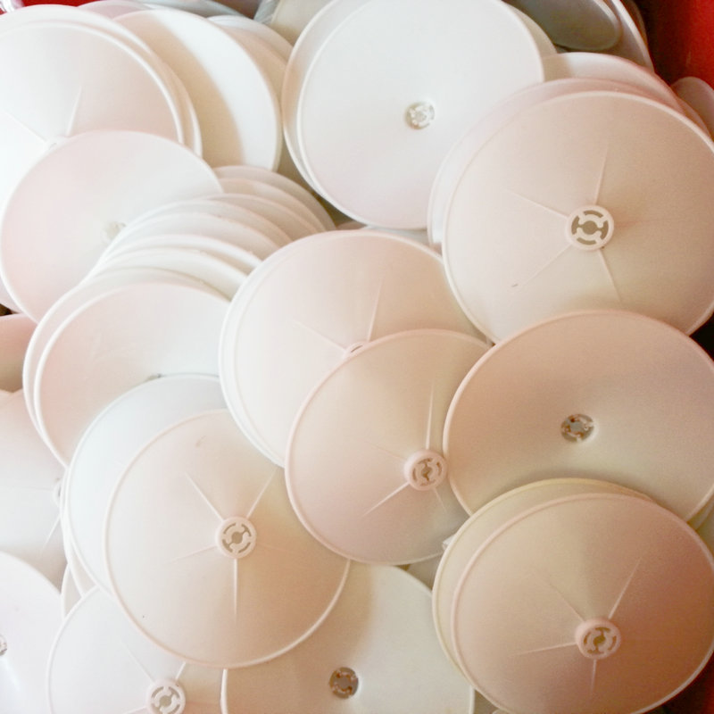 Flat car plastic nylon screw head aircraft head isolation column plastic isolation pillar general plastic head top Rod wholesale