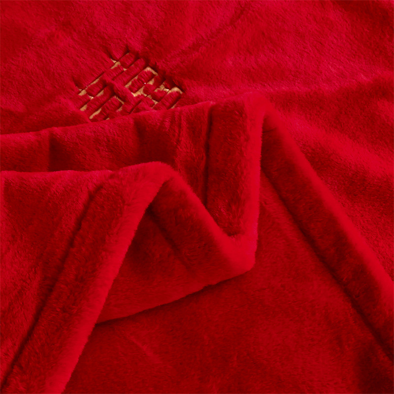 High-grade rabbit velvet wedding woman's wedding blanket thickened raschel red festive wedding multi-functional blanket