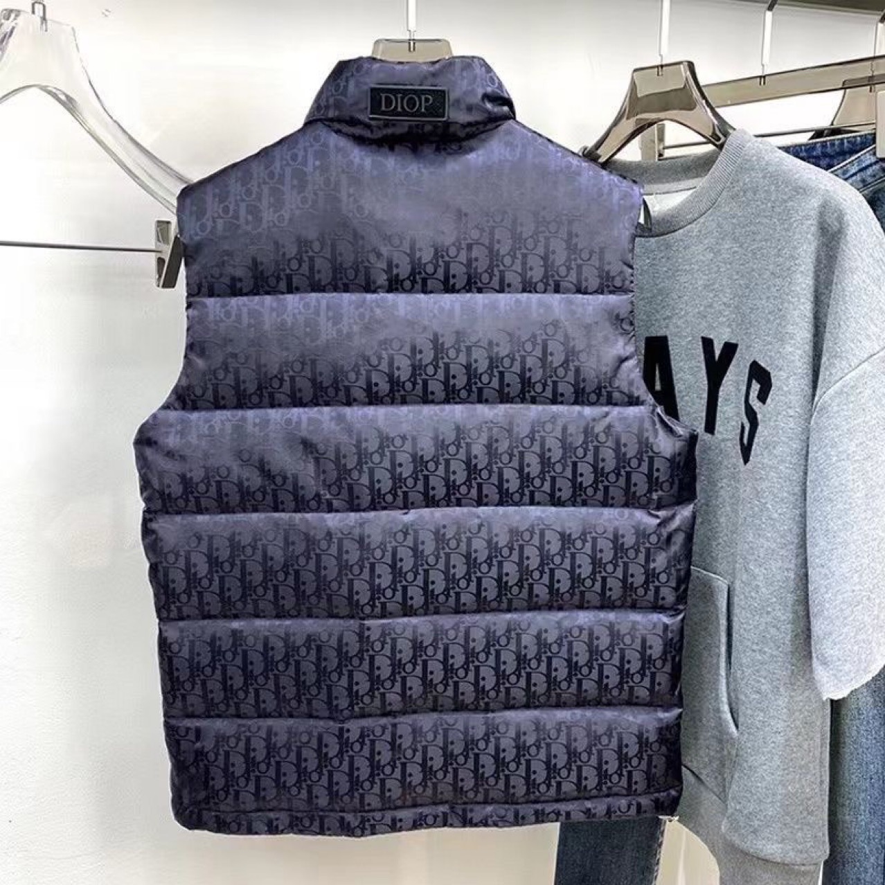 Autumn and Winter Dark Patterned Vintage Stand Collar Zip-Up White Duck down Filled New Men's down Vest Men Vest Coat