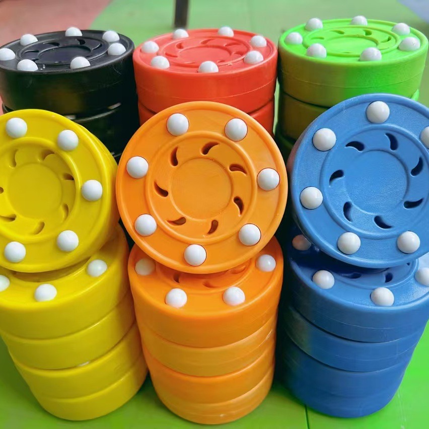 Dry land roller skating ball ice hockey