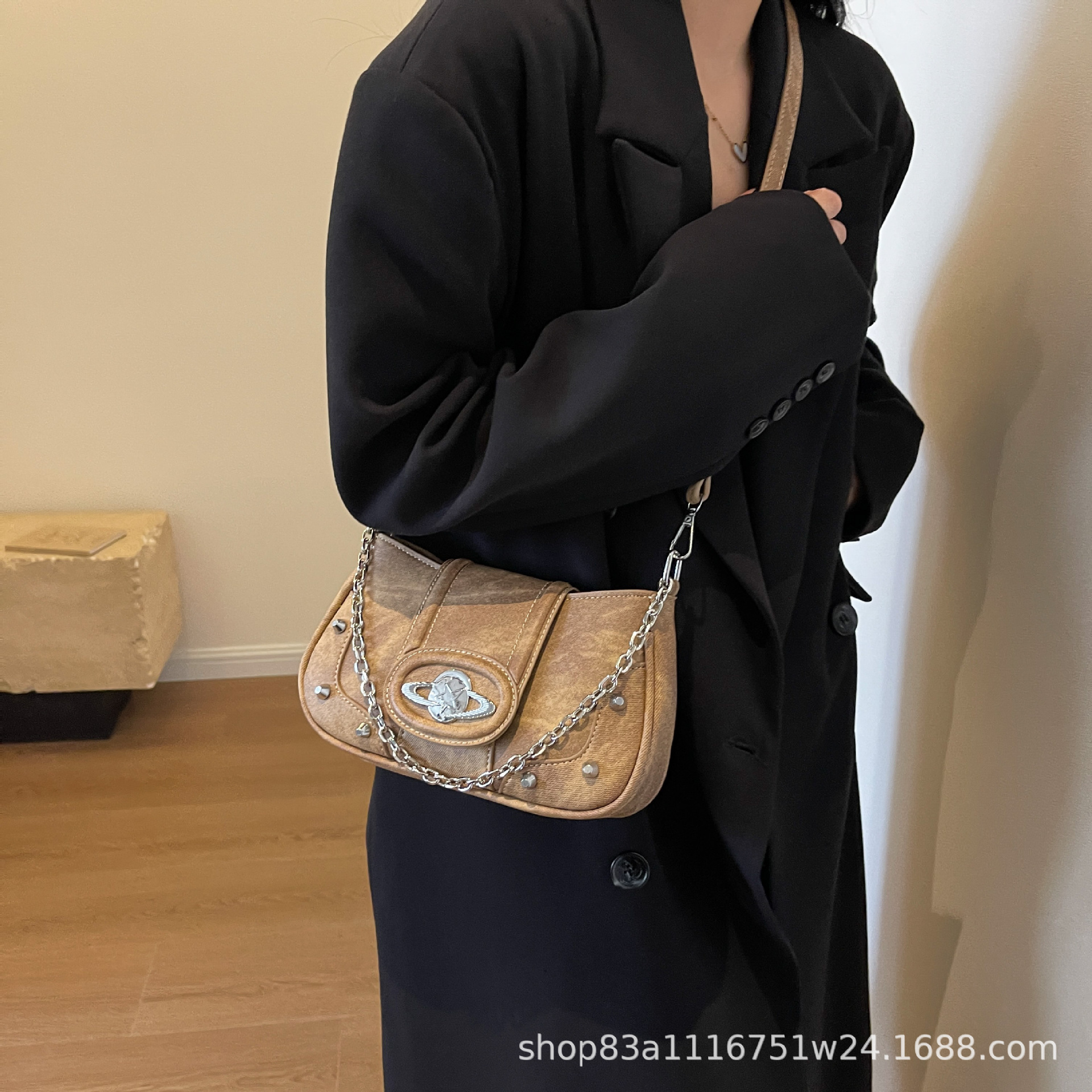 Four Seasons commuter retro small square bag trendy all-match Denim underarm shoulder bag daily matching chain crossbody women's bag