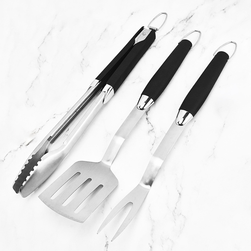 Amazon Plastic Handle Stainless Steel BBQ Grilling Tool Set BBQ Grilling Tools Combination Outdoor Picnic BBQ Tools