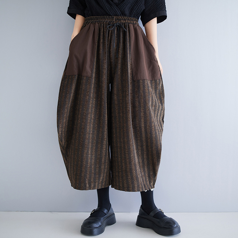 В наличии новые девятибалловые ретро брюки из вельвета с полосками