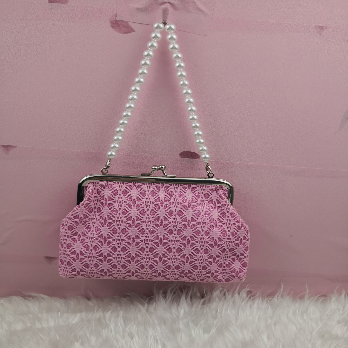 New 6 inch large gold powder spider web mobile phone bag, dinner Pearl wrist bag key bank card clutch bag