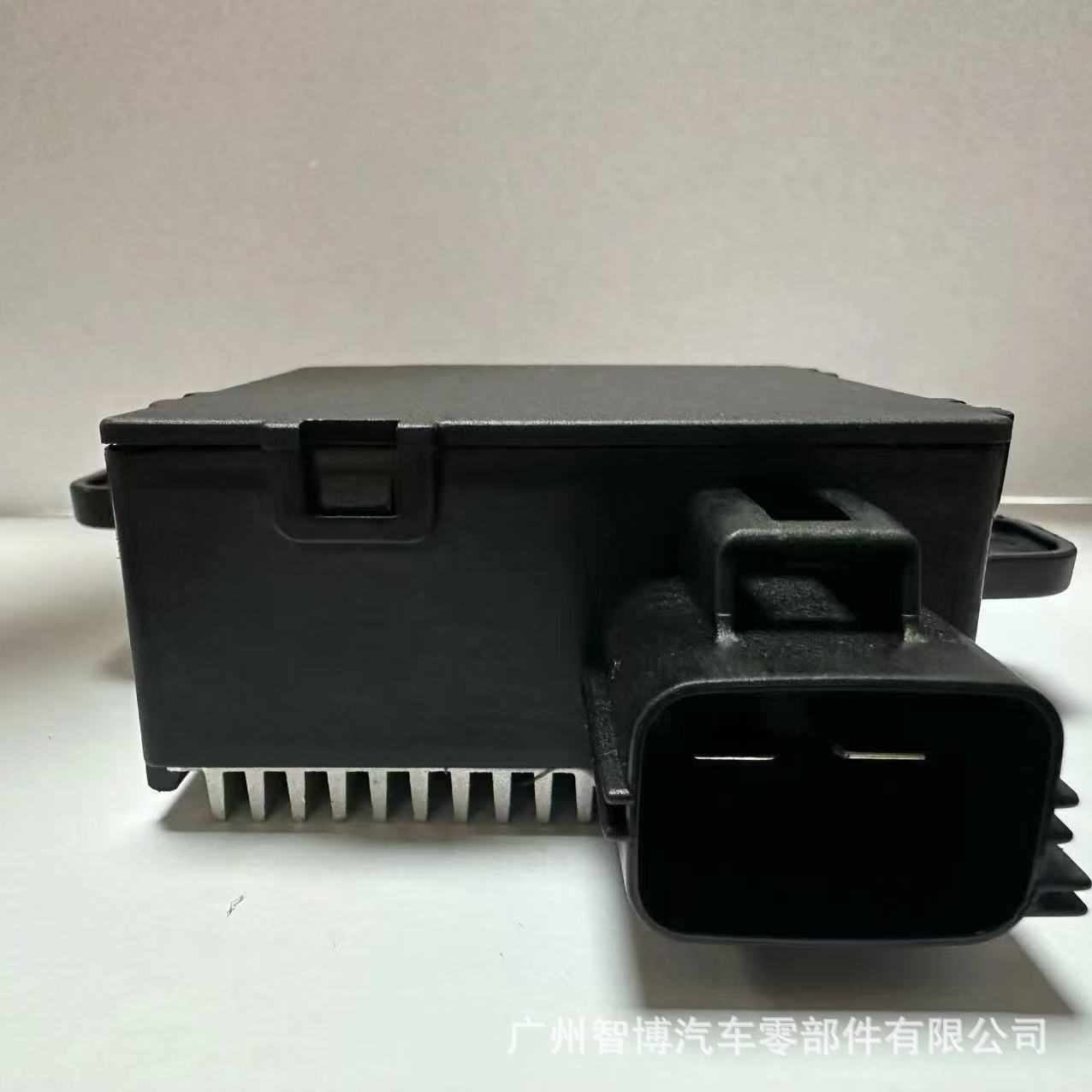 Cross-Border 23506648 23188752 22761222 Suitable for Cadillac Ats Fan Control Module