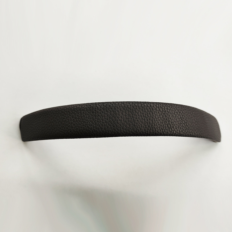 Hanging neck earphone leather case OEM processing special-shaped PU leather sports hanging neck earphone bracket leather case protective case