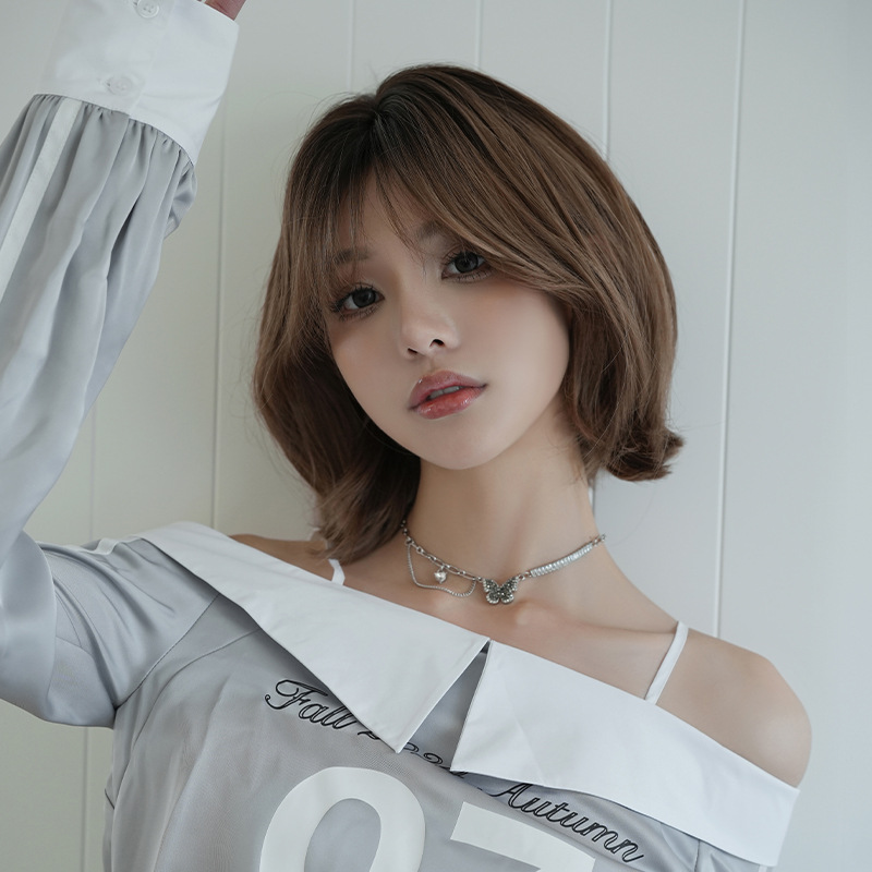 Wig Women's Short Curly Hair with Thin Bangs in Middle Full Top Jacket Chemical Fiber Imitation Internet Red Short Hair Jacket Head Dye