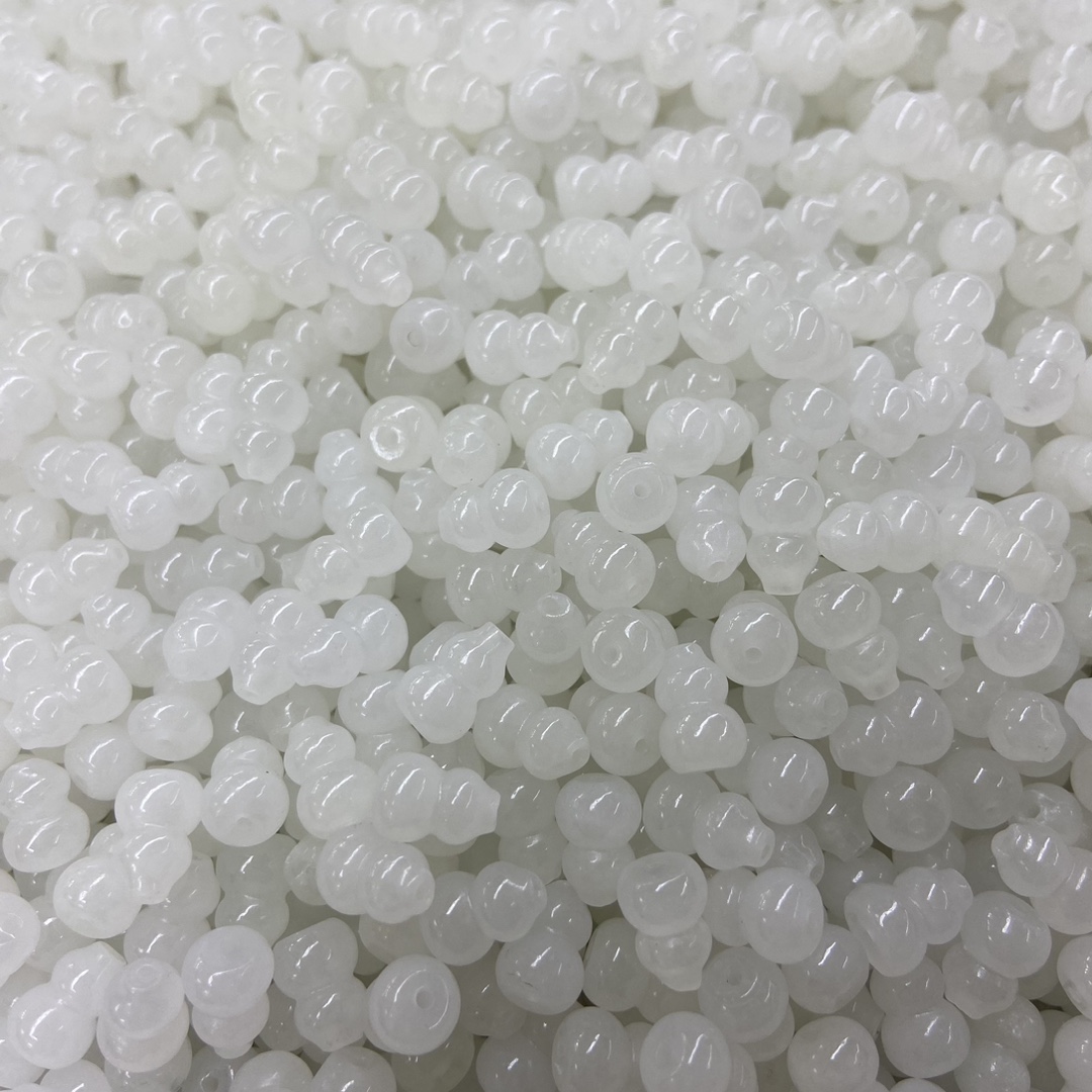 Factory wholesale natural Hotan white jade gourd accessories 7x 10m Hotan white jade gourd through hole accessories diy accessories