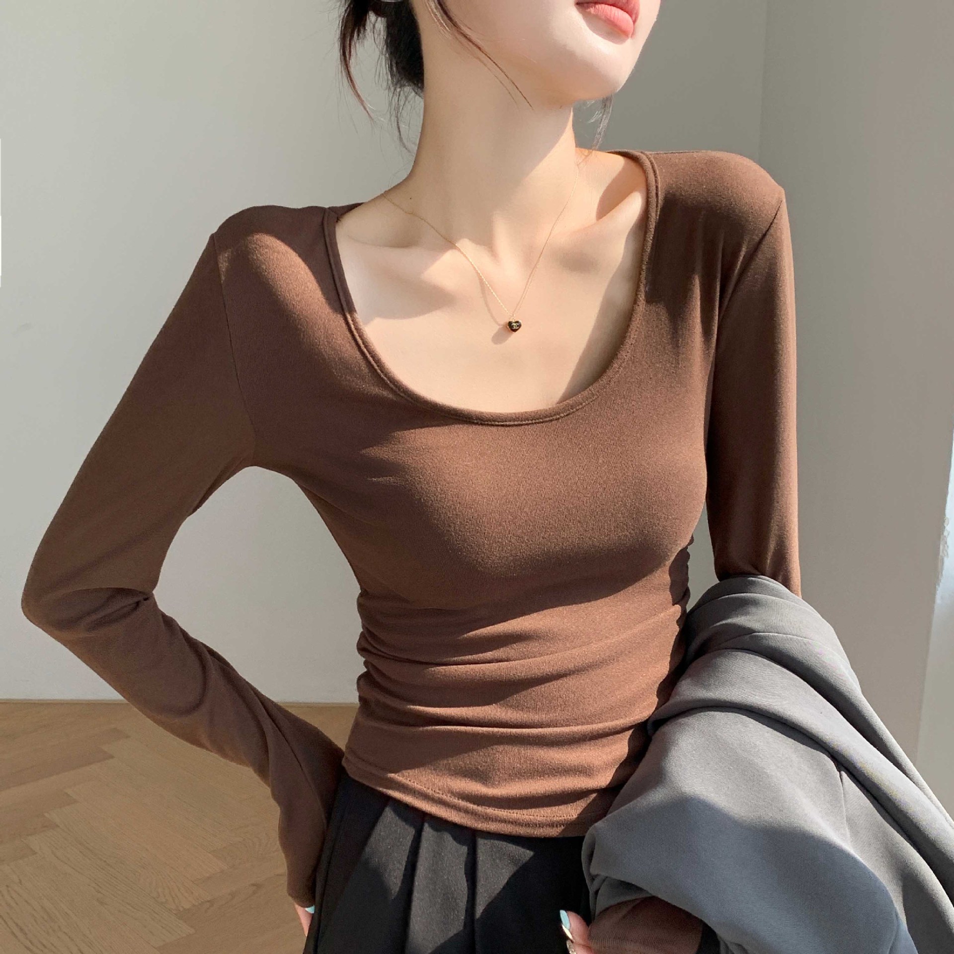 H257 Кокосовая флисовая рубашка с большим U-образным вырезом, осень-зима, шлифованная, длинный рукав, облегающий топ