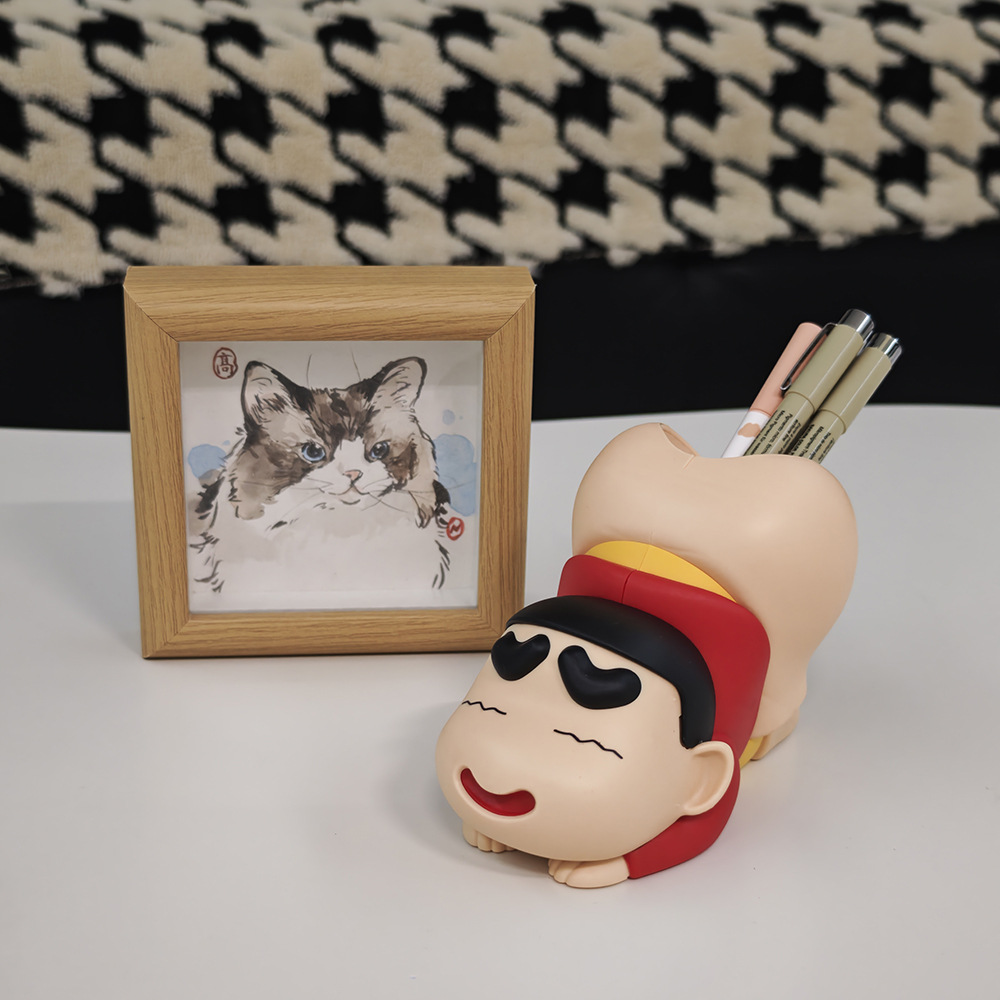 Cross-Border Hot-Selling Sanrio Crayon Shin-Chan and Spongebob Series Creative Pen Holder Makeup Brush Storage Student Gift
