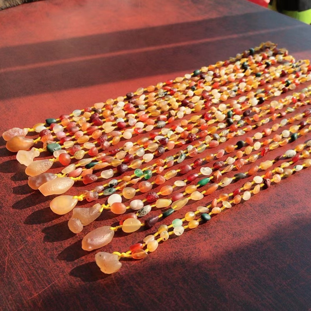 Factory wholesale natural Lashan Gobi stone agate color agate necklace