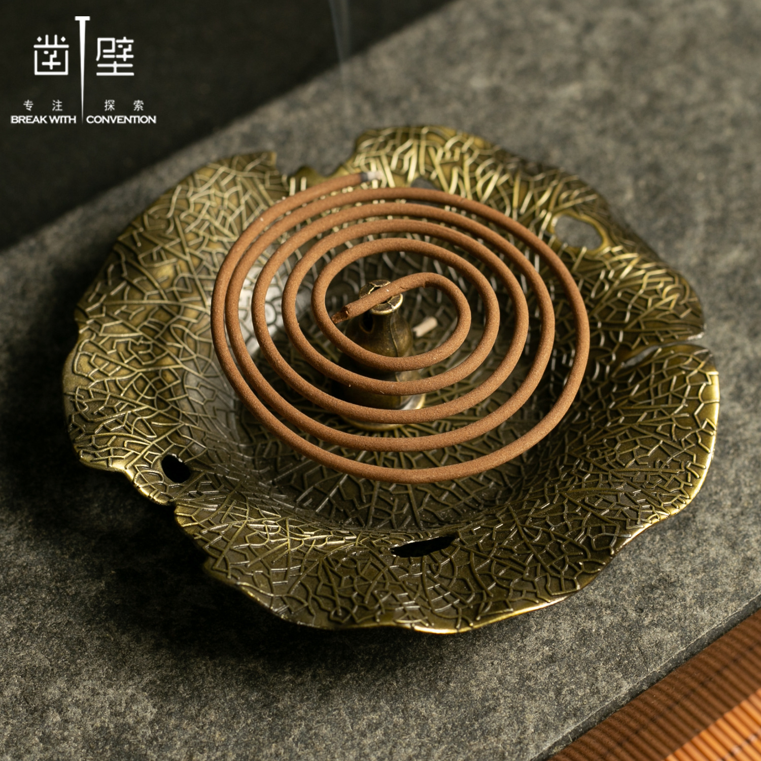 Small gourd zinc alloy incense holder incense thread incense coil incense universal aromatherapy Buddha set incense holder base