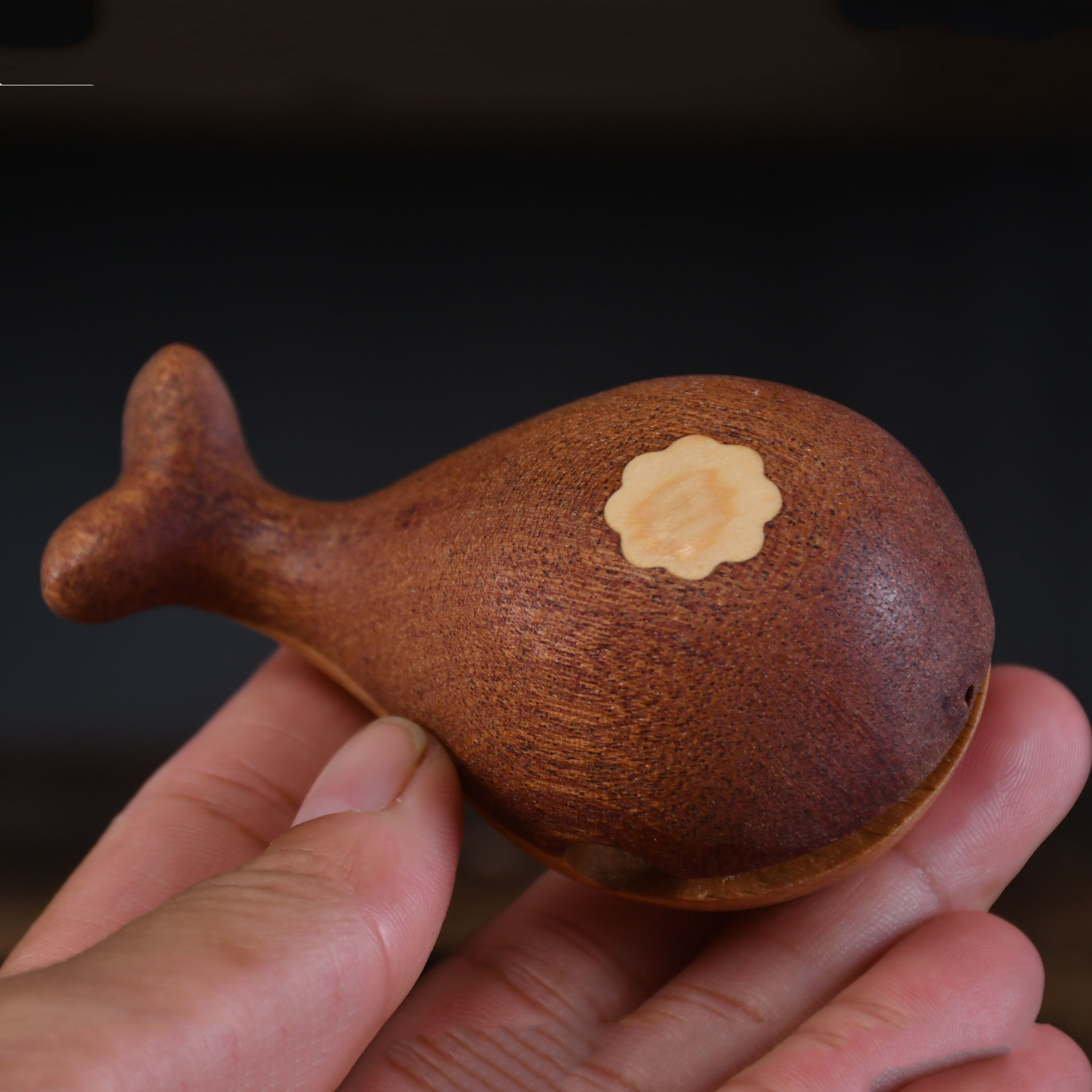 Whale Wooden Fish Knocking Cute Portable Decompression Office Meditation Percussion Instrument Solid Wood Ornaments Buddhist Toy Gift