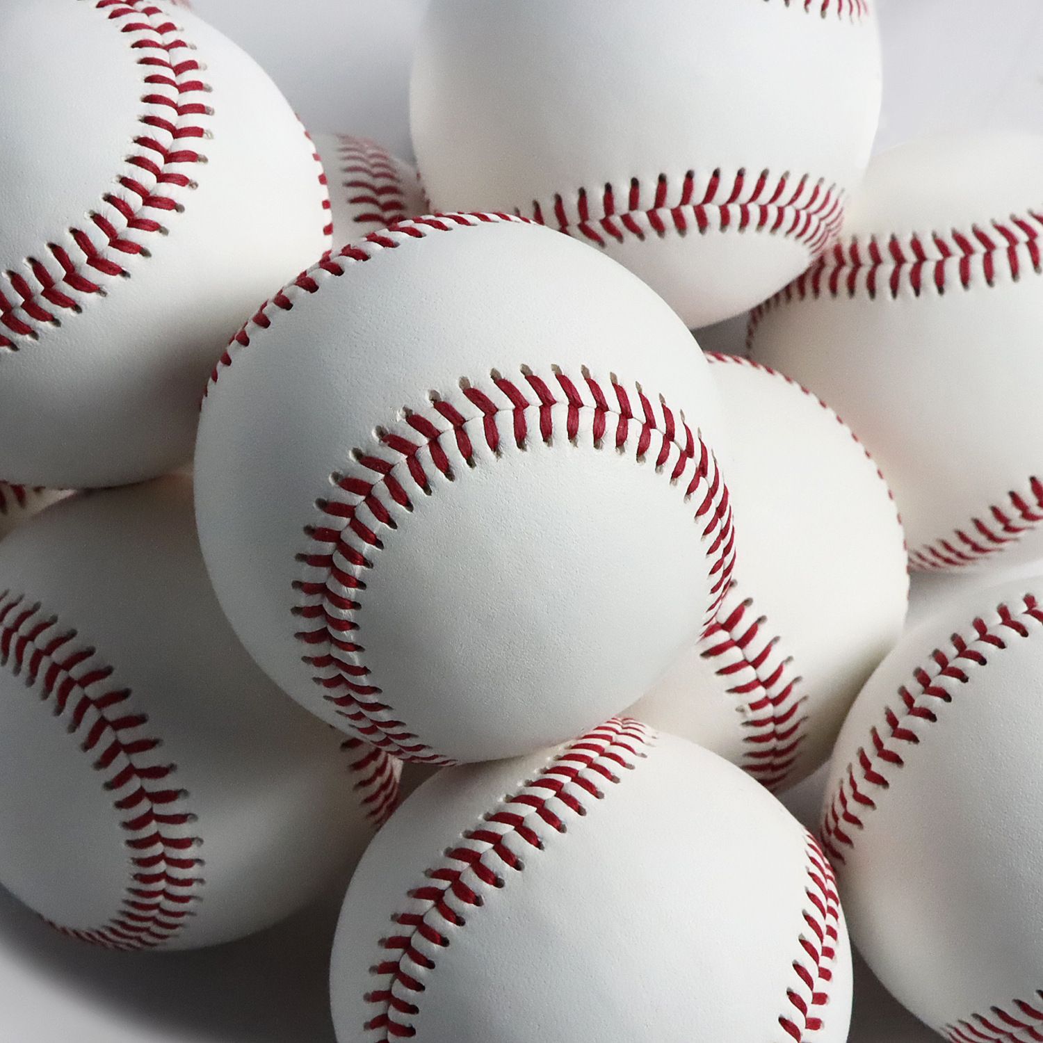 Manufacturer Supplies Baseballs for Youth and Adult Training 9inch Hard Baseballs Soft Pvc Baseballs Hand-Sewn Baseballs