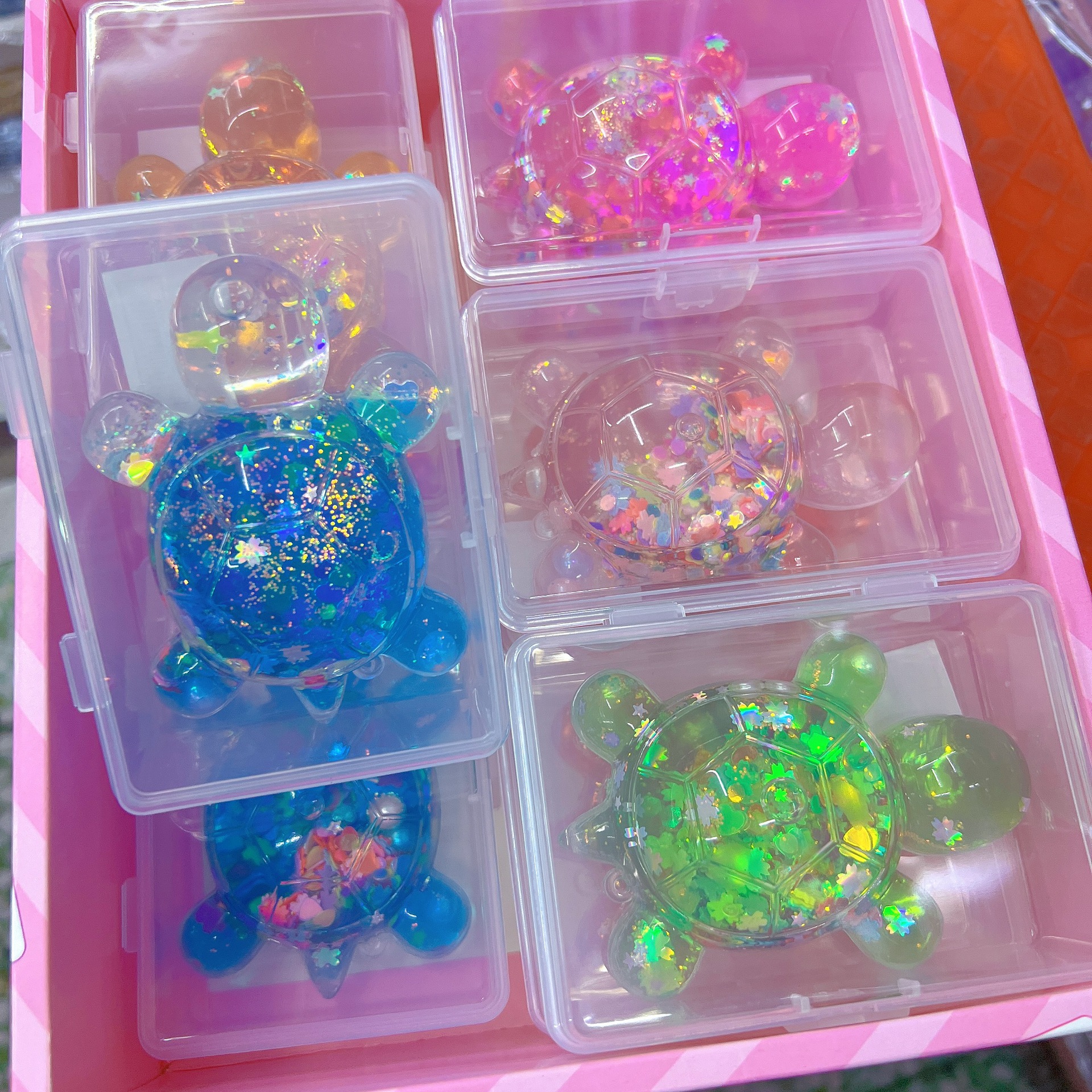 8.6cm oversized oil quicksand sparkling turtle jumbo model toy full red chan net red children's play