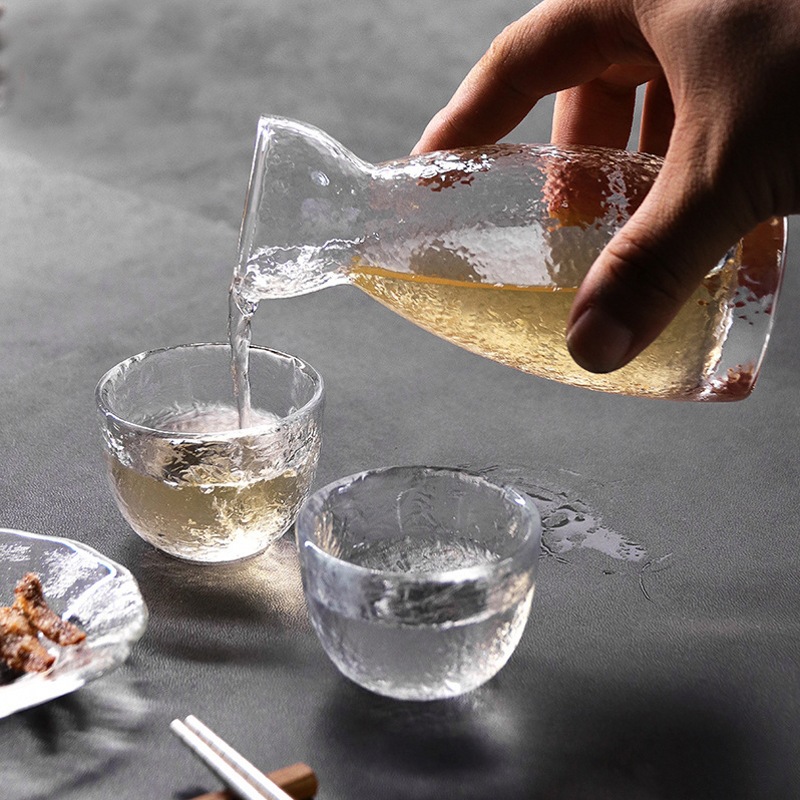 Japanese-style household clear wine pot Eagle mouth plum wine glass fruit wine white wine glass small cup rice wine cup hammer pattern glass cup