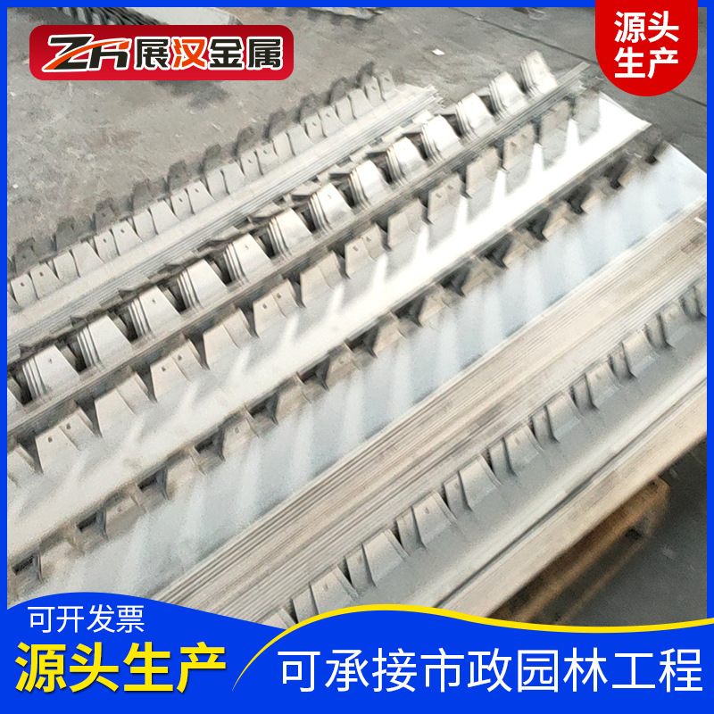 Stainless Steel Lawn Edge Strip Garden Retaining Board Partition Park Curved Edge Strip Stainless Steel Grass and Stone Isolation Belt