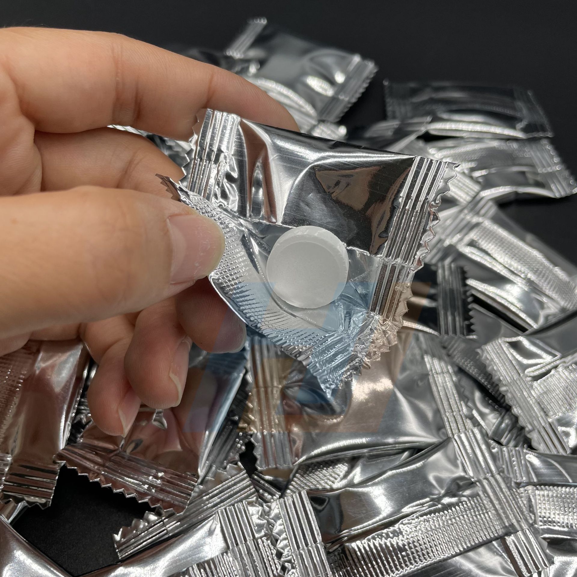 Effervescent Tablets for Household Dishwashing, Cleaning Tablets for Hand-Washing Dishes, Oil-Removing Cleaning Tablets for Pots and Bowls