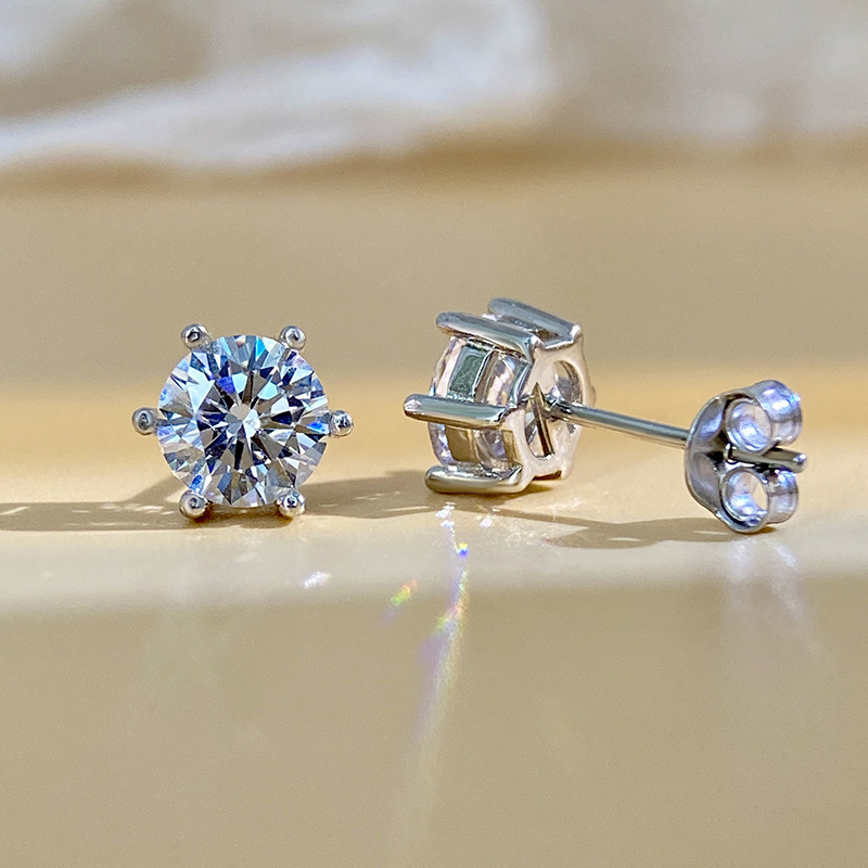Moissanite Earrings for Men and Women Sterling Silver Six-Claw Ear Bone Elegant Simple High-End Earrings White Golden Earrings Tk Cross-Border