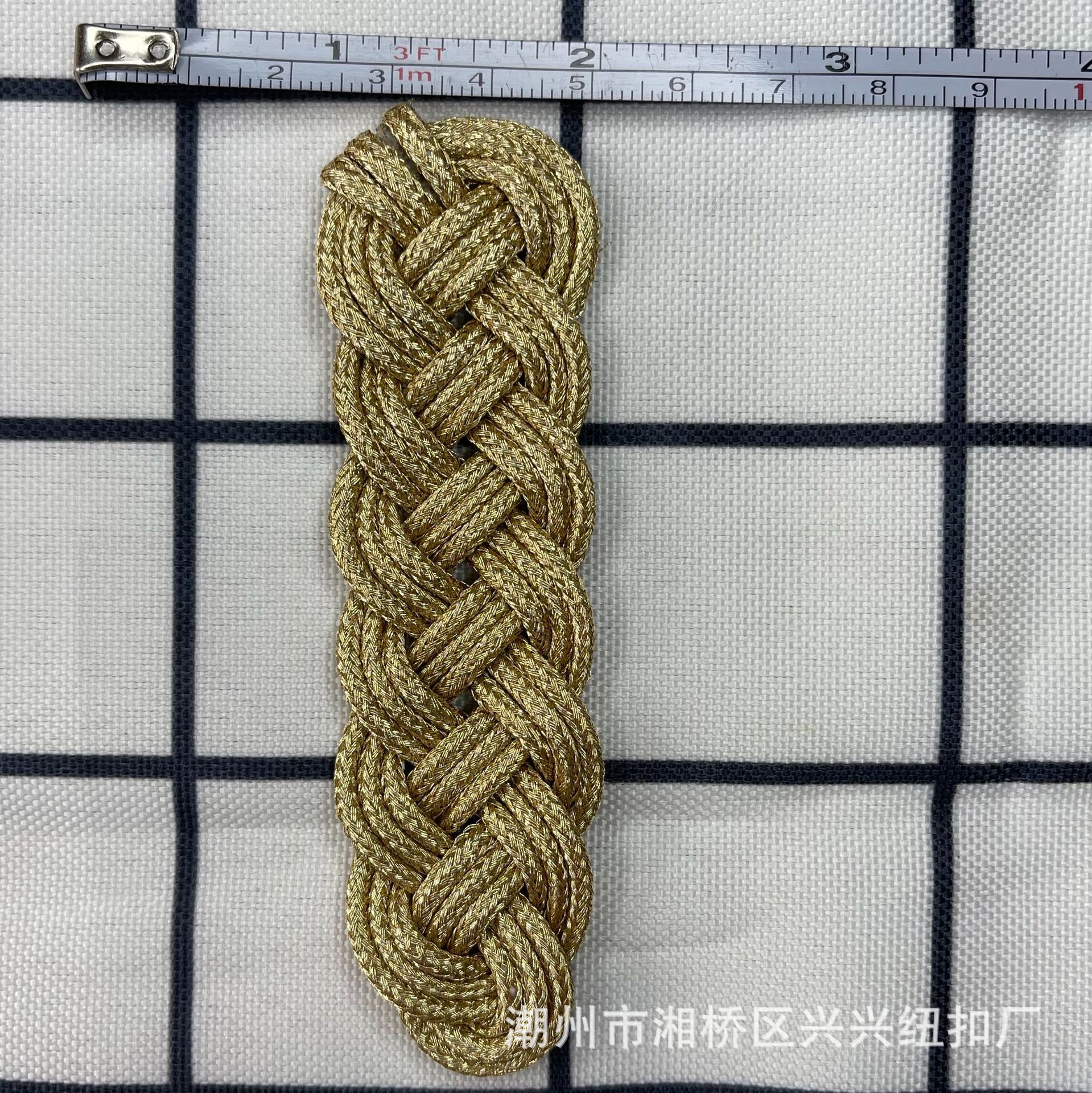 Fashion gold silk buckle hand-knitted classic Chinese traditional craft clothing accessories round rope epaulet