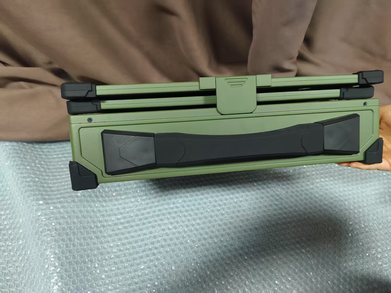 15.6inch Dual Screen Portable Industrial Computer Touch Screen Win7 Operating System I7-8700T Processing