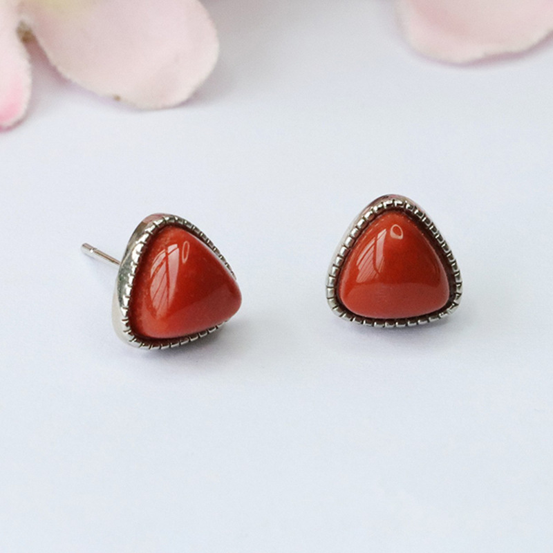 Yuyu South Red Agate Earrings S925 Silver Needle Earrings Women's Crystal Caibao Factory Wholesale MN3100304