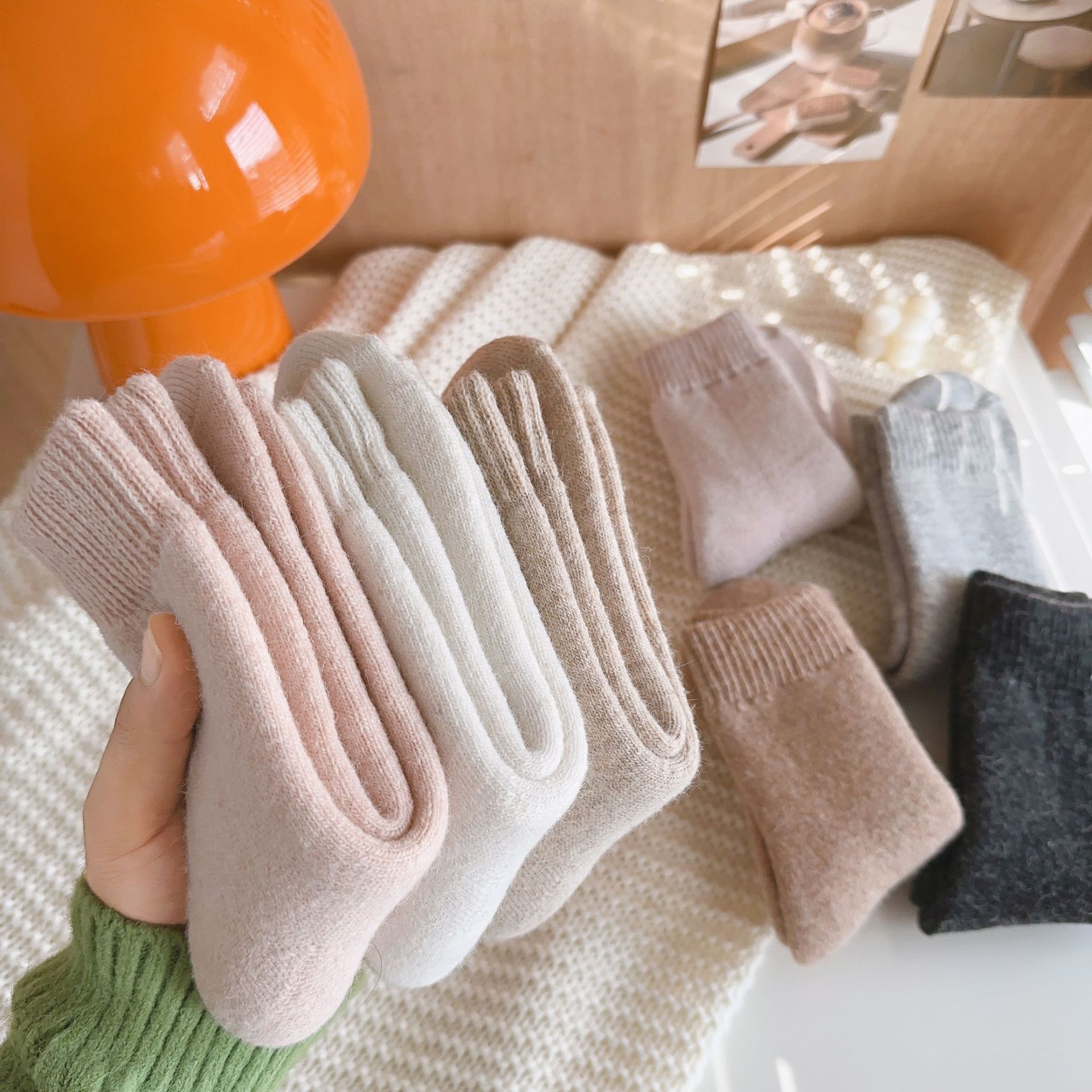 Socks Women's Autumn and Winter fleece-lined Thickened Plush Snow Long Tube Wool Warm Socks Home Floor Socks Sleep Socks