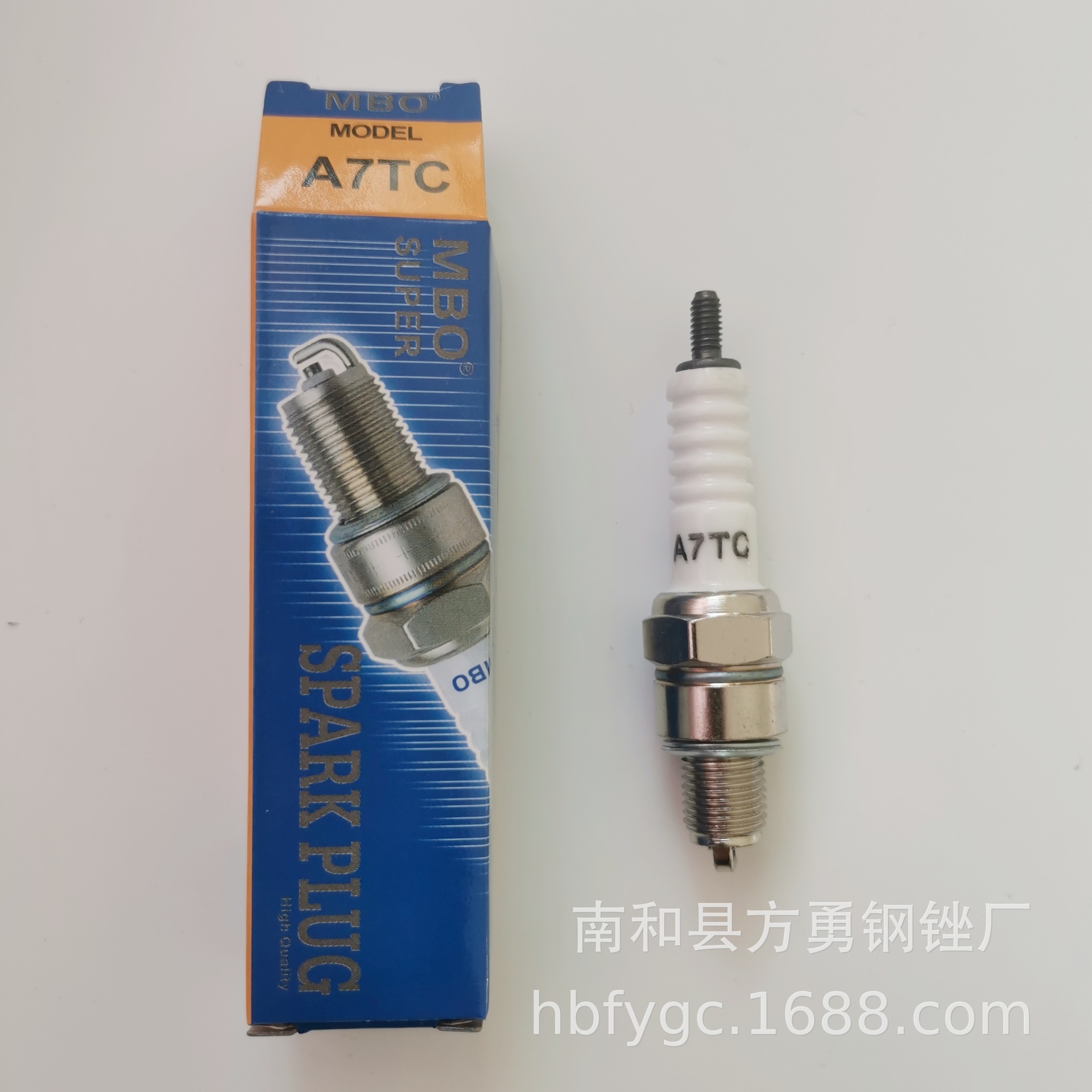 A7Tc Motorcycle Spark Plug 70/80/90/110 Diamond Leopard Model 125 Spark Plug D8Tc Manufacturer Batch Duoduo