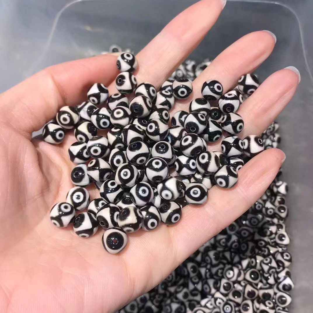 Factory wholesale Xizang black and white bright surface 8mm day beads loose beads