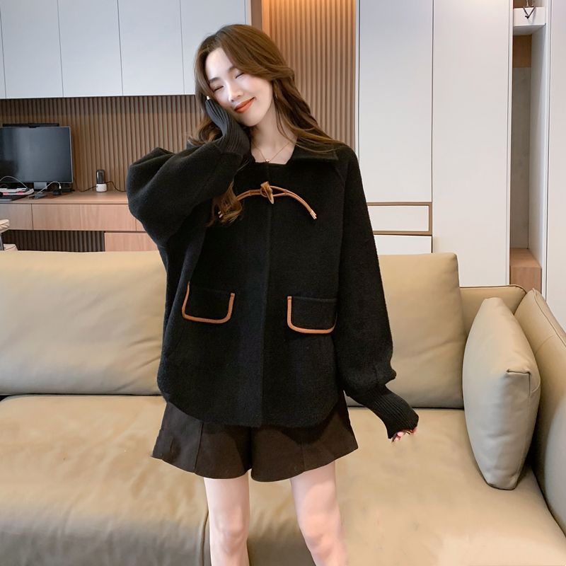 Chanel-Style Women's Autumn and Winter New Loose Plus-Size Coat with Fashionable Pockets and Toggle Buttons for Petite Figures