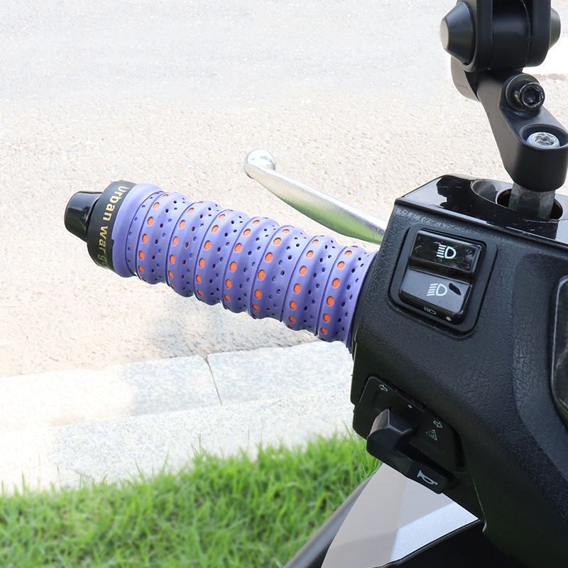 Two-color Handle Cover Motorcycle Universal Anti-slip Soft Comfortable Breathable Wear-resistant Electric Vehicle Sweat-absorbent Handle Glue