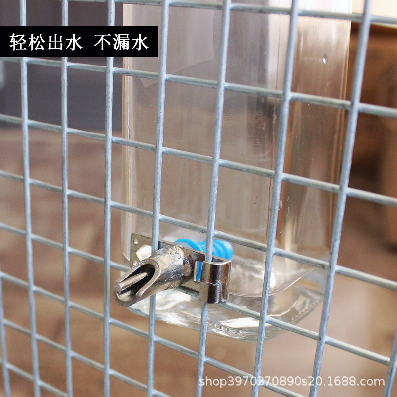 Factory wholesale Totoro firing pin water feeder hedgehog rabbit hanging kettle leak-proof built-in water dispenser pet supplies