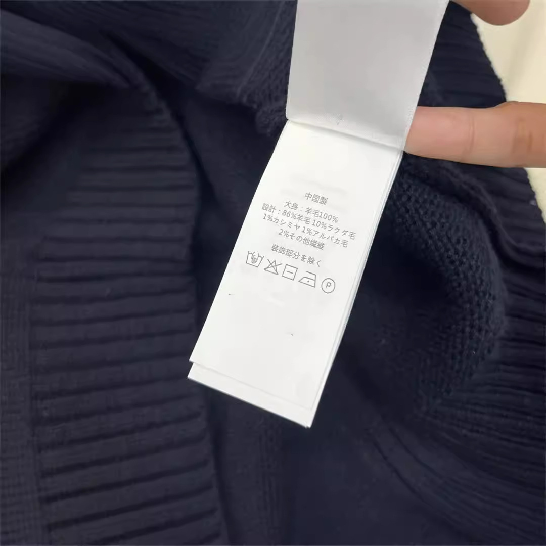 2025 Spring New Heavy Industry Cartoon Bear Crewneck College Age-reducing Joker Wool Sweater for Men and Women