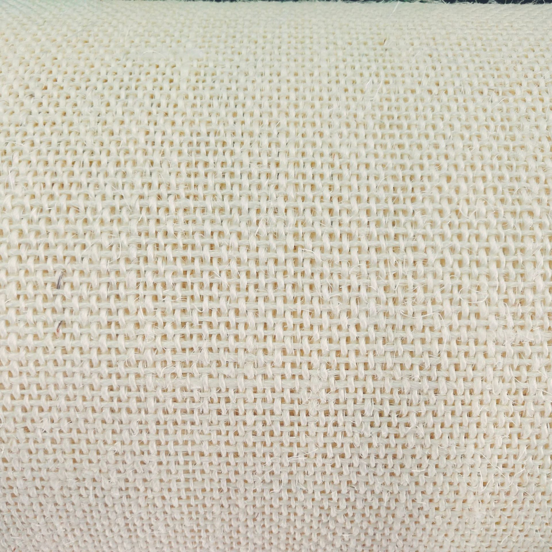 Factory direct supply full sisal bleached cloth 950g cat scratch cloth cat scratch pad pet toy crafts cloth