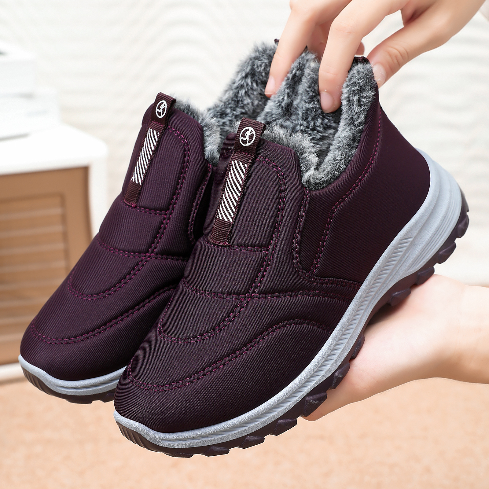 New Cotton Shoes, Snow Boots, Versatile Couple Style, Simple Solid Color Boots, Velvet Thickened Short Boots, Warm and Cold-Proof Women's Boots