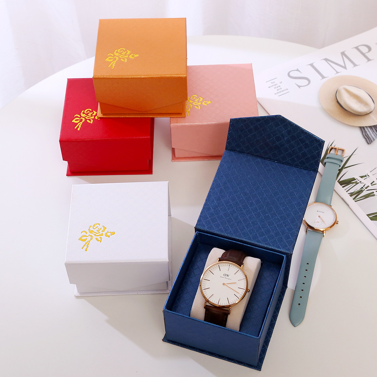 Hot-Selling Fashion Casual Leather Strap Watch for Women, Quartz Watch for Business Men, Packaging Box Manufacturer Wholesale Gift Box