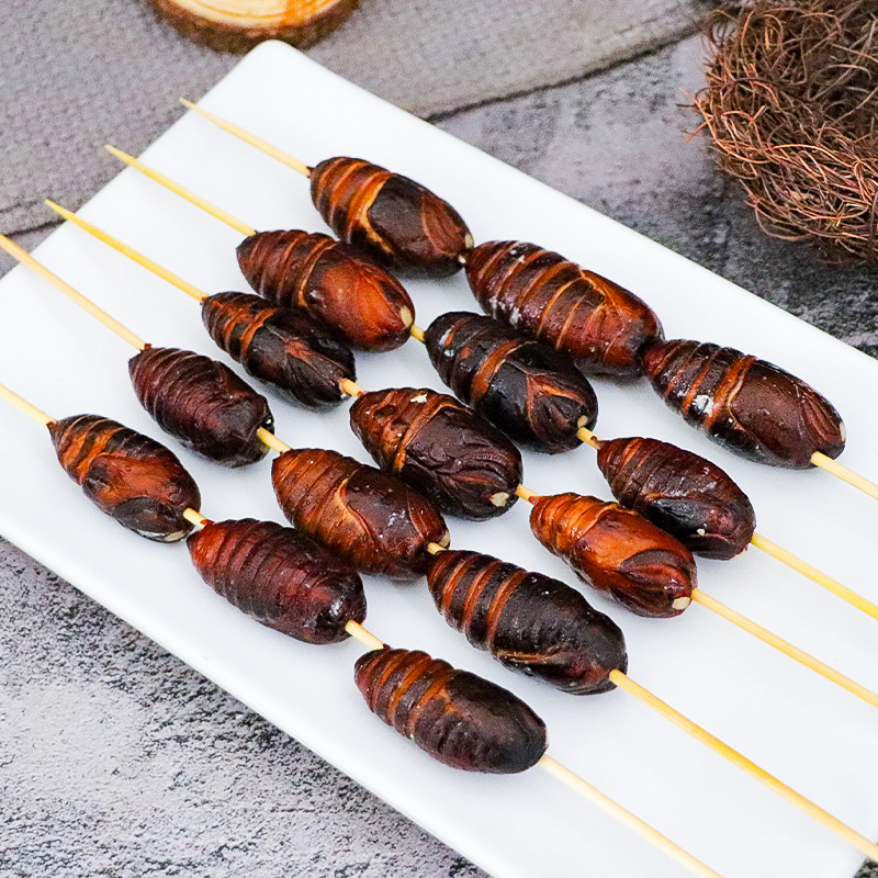Featured barbecue insect string golden cicada string cicada pupa string grasshopper string commercial fried meat string semi-finished ingredients 20 strings