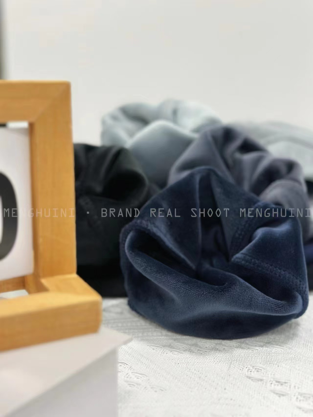 2024 Youjia Ujia Autumn and Winter New Velvet Sweatpants for Women, Loose Large Size, Slimming Look, Same Style for Men and Women, Casual Ha