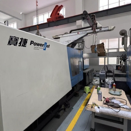 Injection Molding Machine Baojie Bj128-S6 Servo Baojie Injection Molding Machine 288 Tons 400 Tons Horizontal Injection Molding Machi 2017