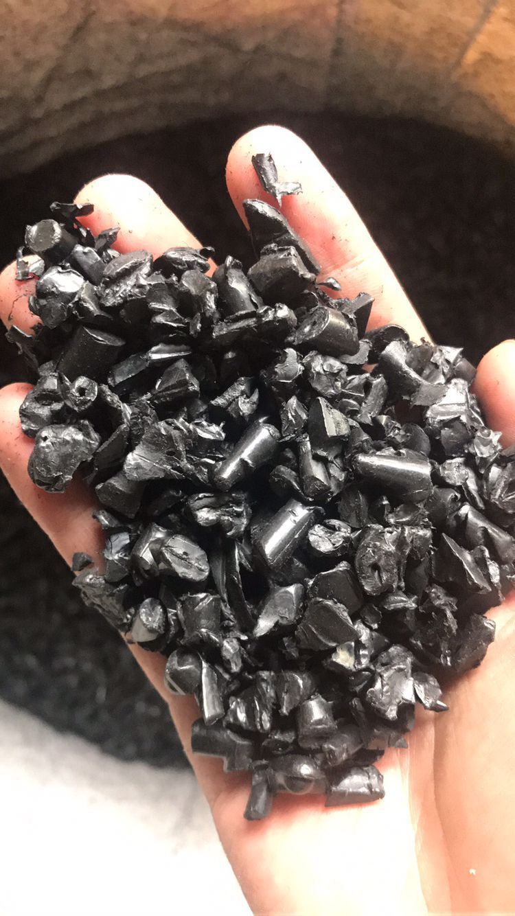 Черная смола Pa66, горячий дробленый материал, литье под давлением, углеродное волокно, усиленные нейлоновые черные антистатические пластиковые частицы