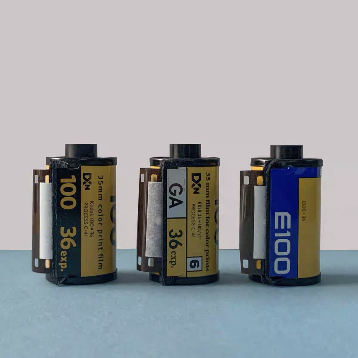 135 film film metal cassette can be divided into carbon-free tape box factory supplies a large number of film 35MM in stock