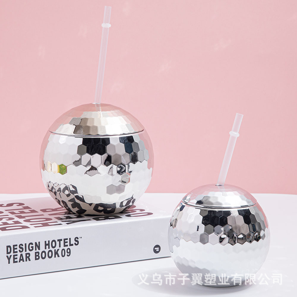 Creative simple DISCO ball drinking cup 600ML factory in stock wholesale portable new plastic cup with lid